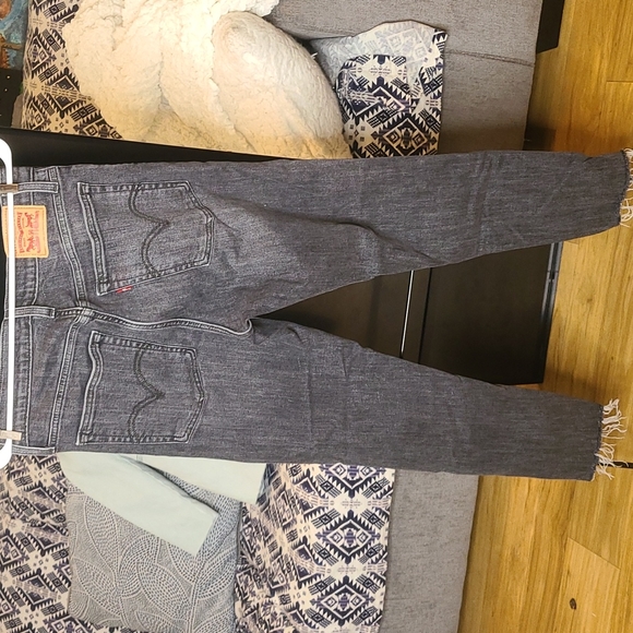 LEVI'S - Picture 2 of 5